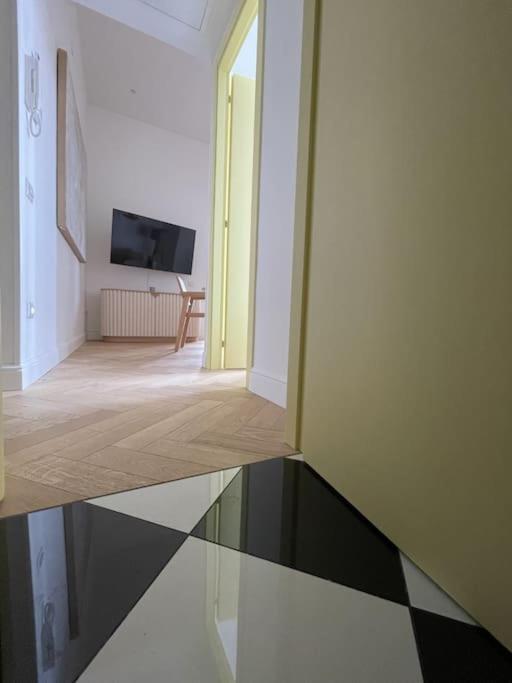 Ultra Stylish Modern Attic Lägenhet Rom Exteriör bild